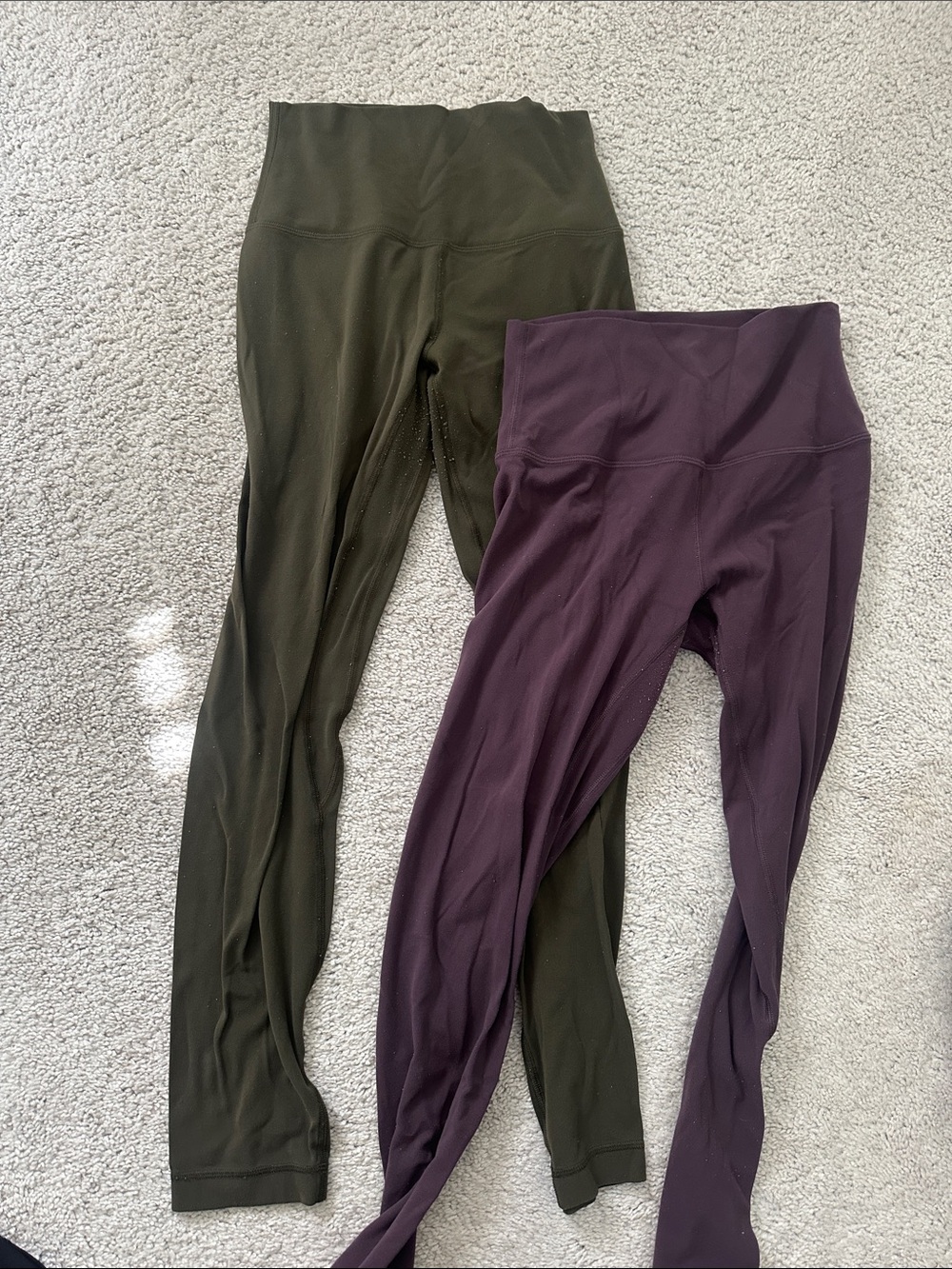 Bundle pair of green and purple aligns